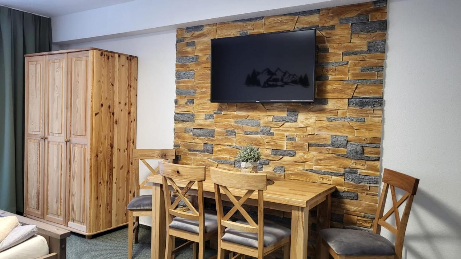 Apartmany Nizke Tatry - Krpacovo Dolna Lehota ภายนอก รูปภาพ