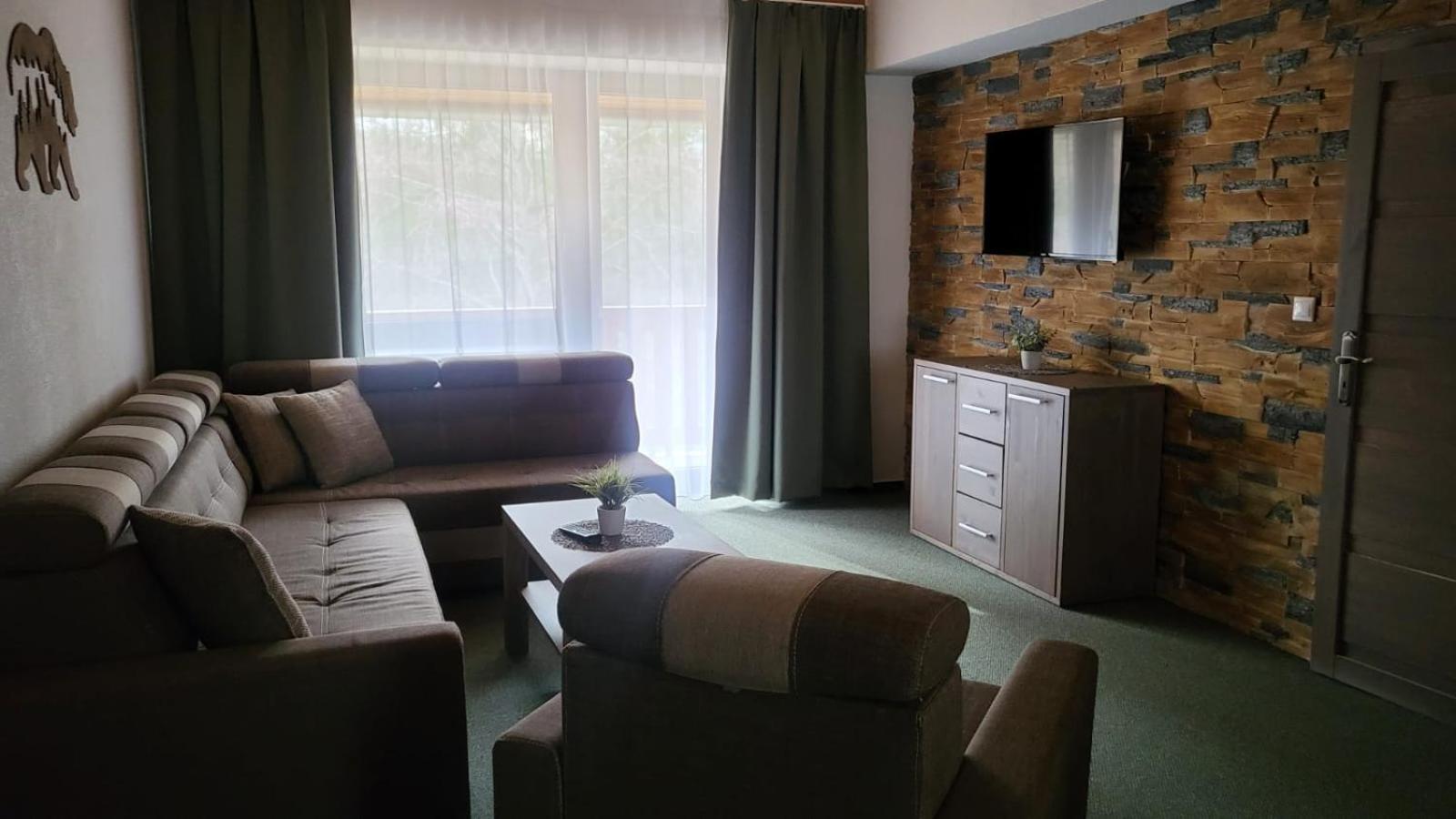 Apartmany Nizke Tatry - Krpacovo Dolna Lehota ภายนอก รูปภาพ