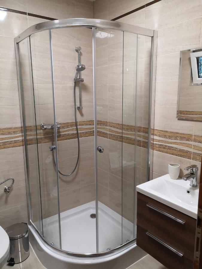 Apartmany Nizke Tatry - Krpacovo Dolna Lehota ภายนอก รูปภาพ