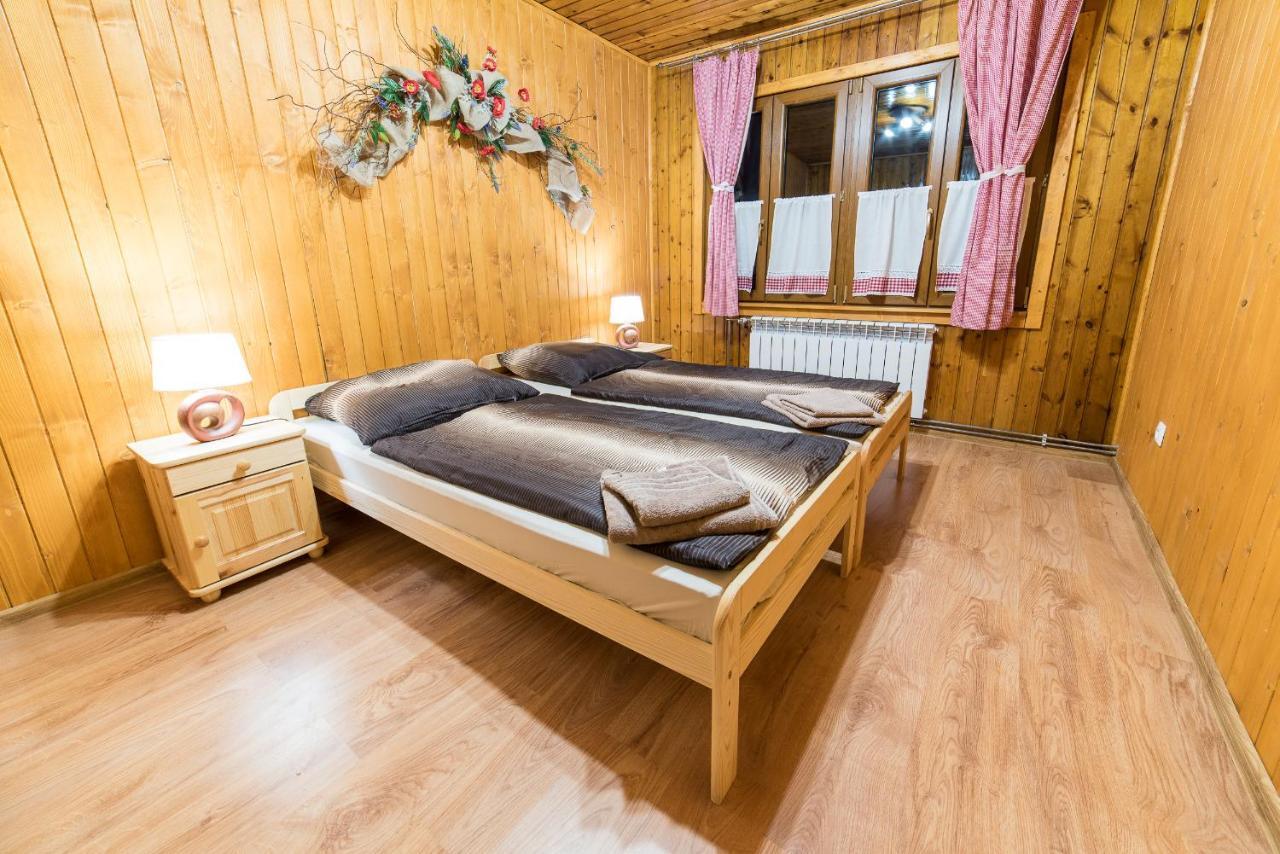 Apartmany Nizke Tatry - Krpacovo Dolna Lehota ภายนอก รูปภาพ